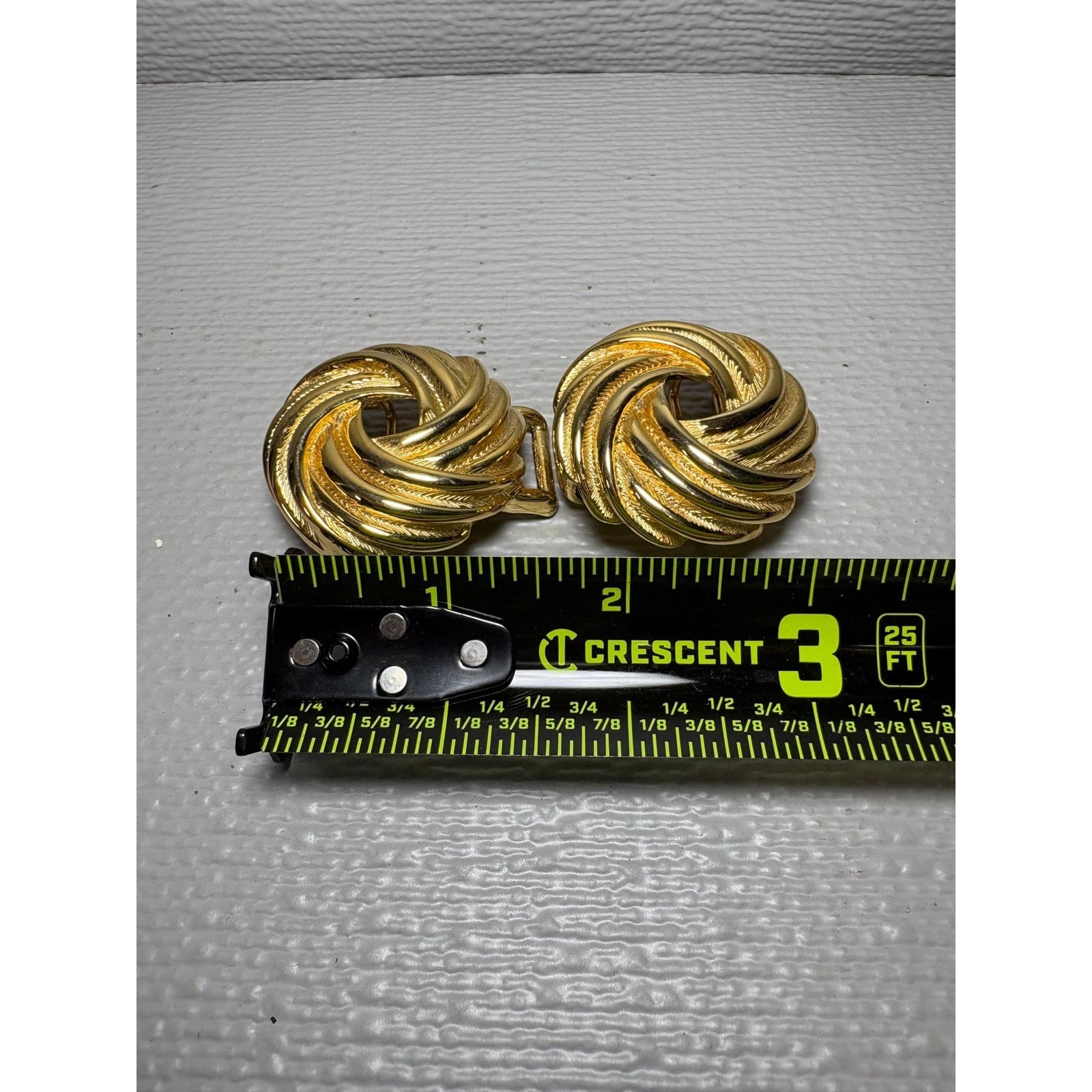 Douglas Paquette Vintage Gold Tone Textured Swirl Interlocking Belt Buckle Set - Thumbnail 6