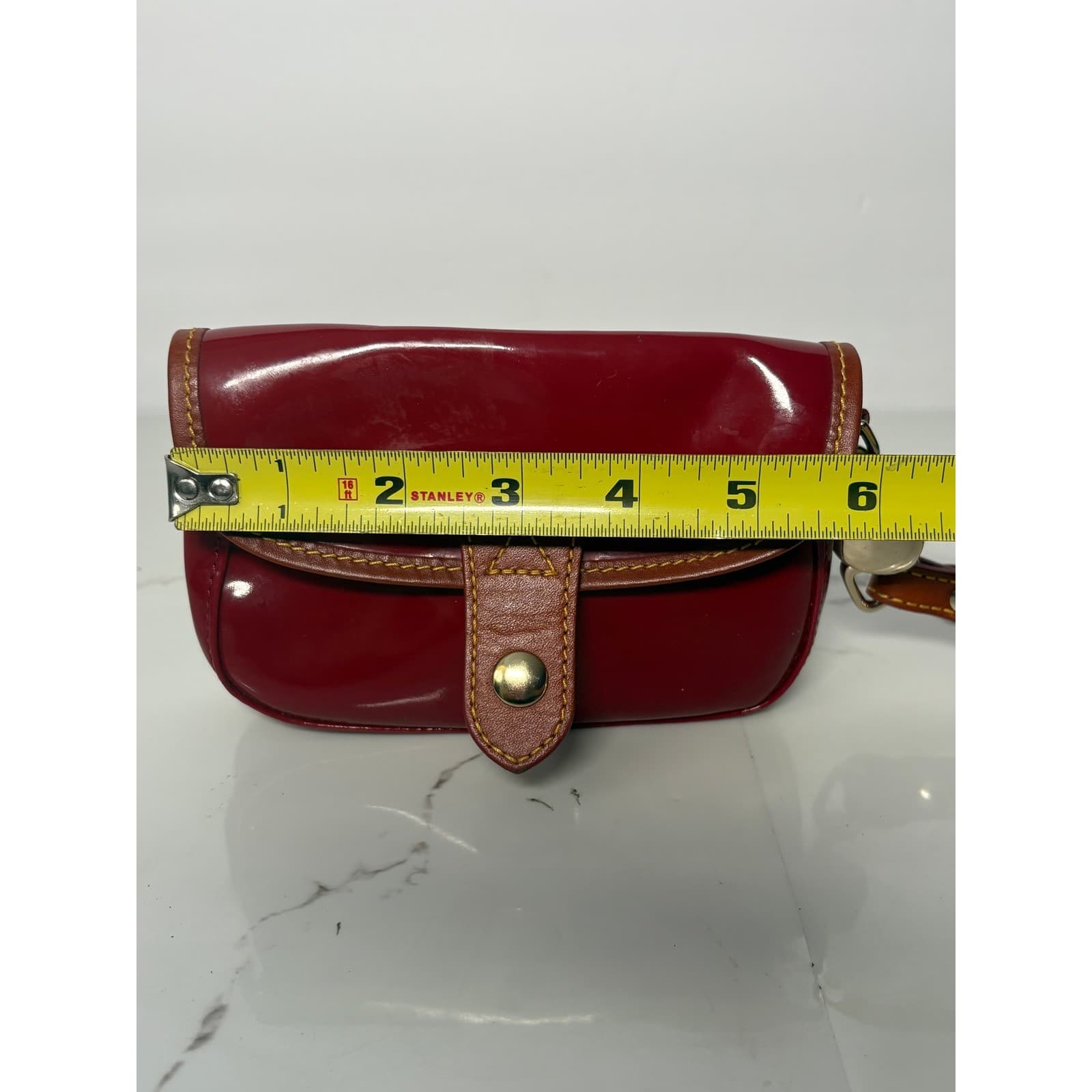 Dooney & Bourke Red Patent Leather Wristlet Tan Trim Duck Charm Clutch Bag - Thumbnail 6