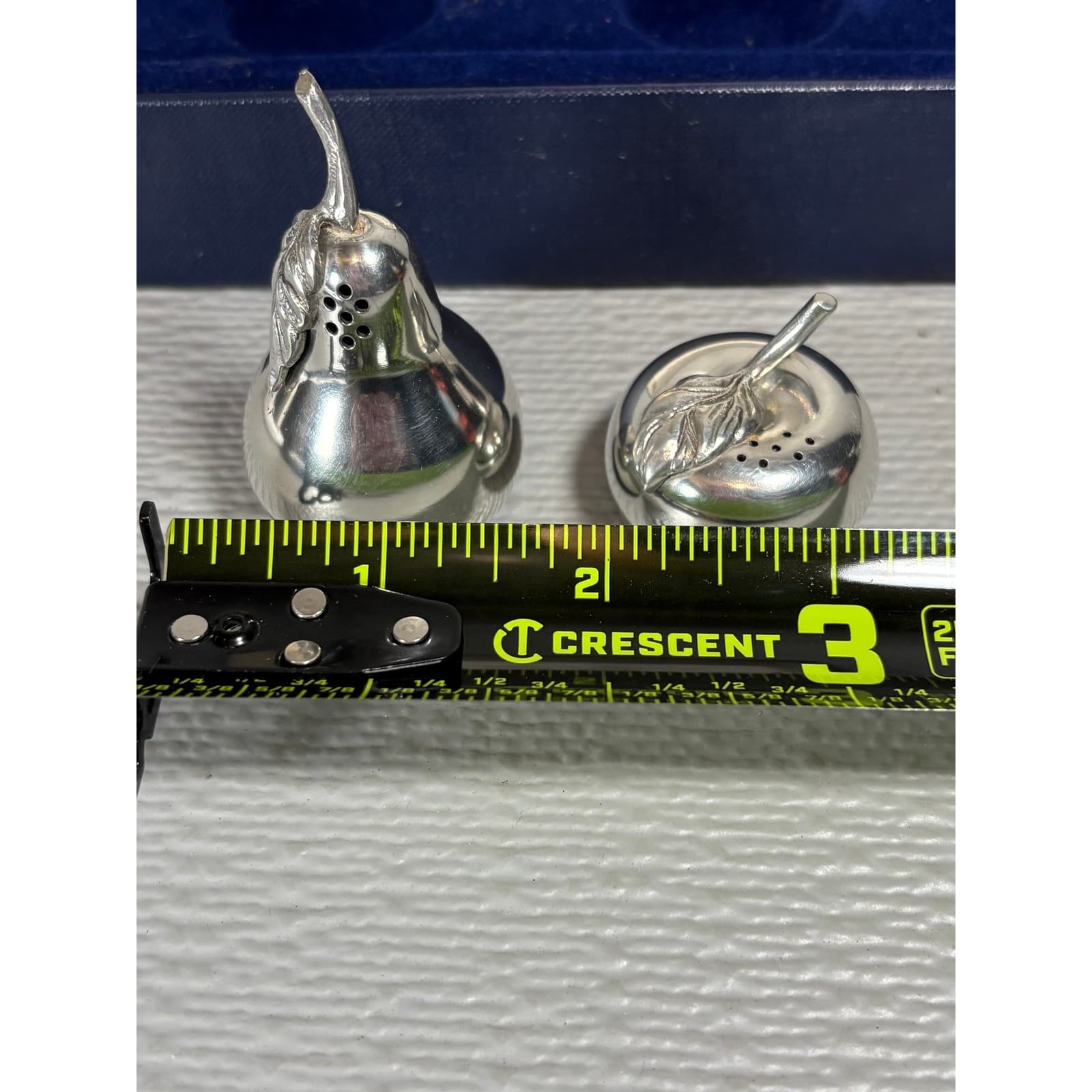 Kirk Stieff Pewter Salt and Pepper Shakers Set Apple Pear 4pc Vintage with Box - Thumbnail 5