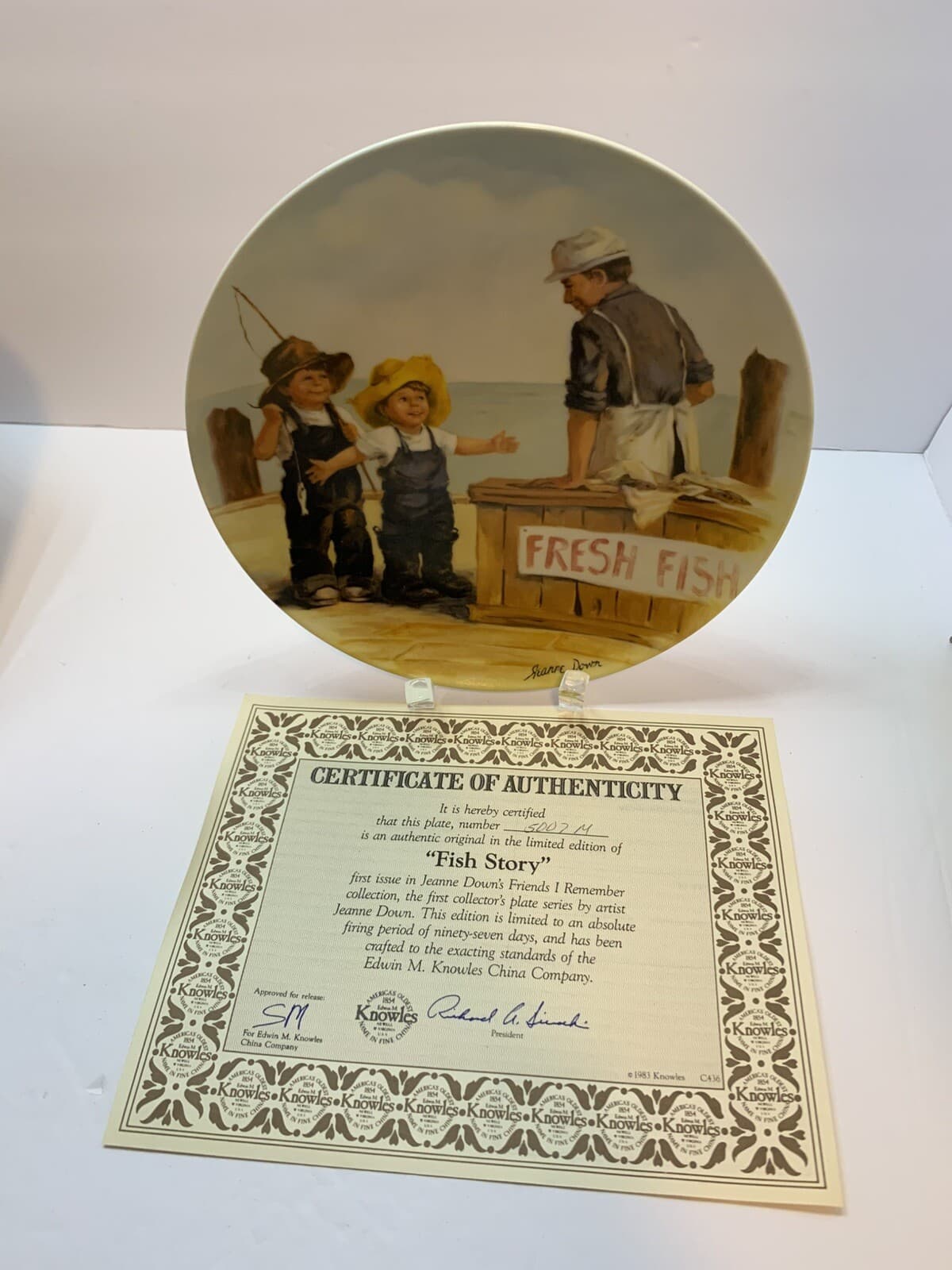 VTG Knowles 1983 "FISH STORY" 1st of 4 From Friends I Remember Series w/CoA NIB - Thumbnail 4