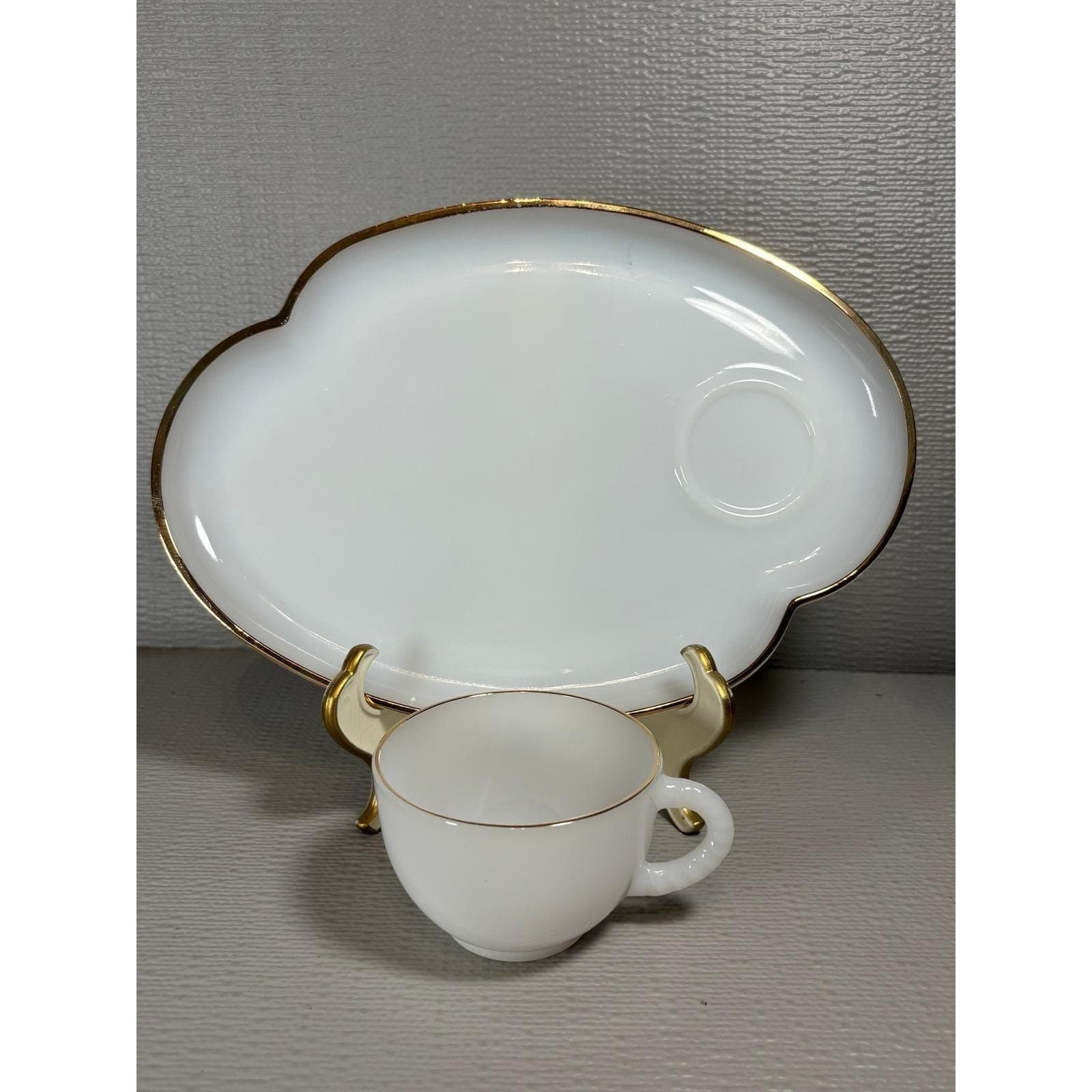 Vintage Federal Glass Milk Glass Snack Set Cloud Shape Gold Trim 2pc - Thumbnail 2