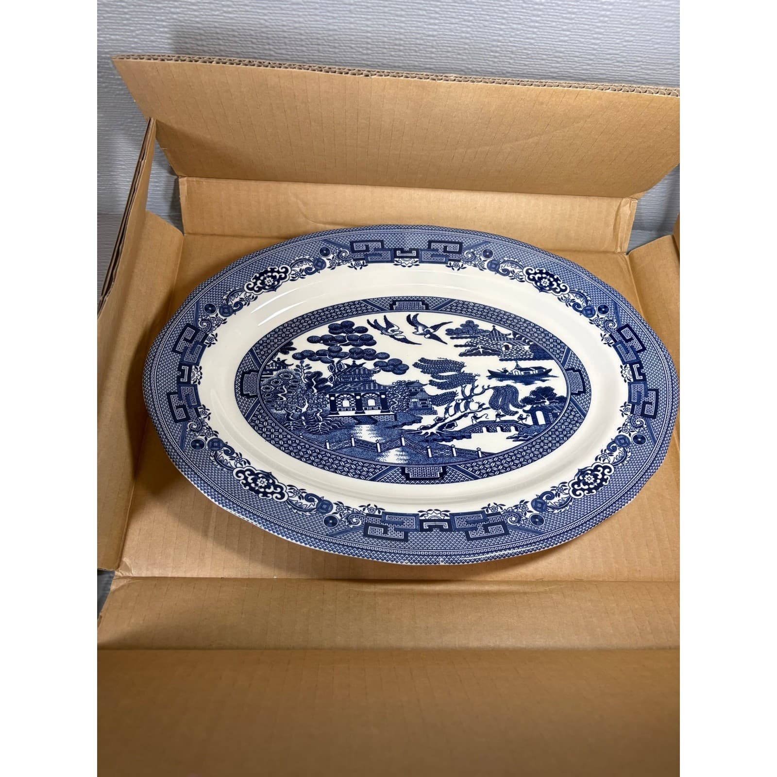 Legend British Heritage Blue Willow Oval Serving Platter Earthenware 15.5 Inch - Thumbnail 7