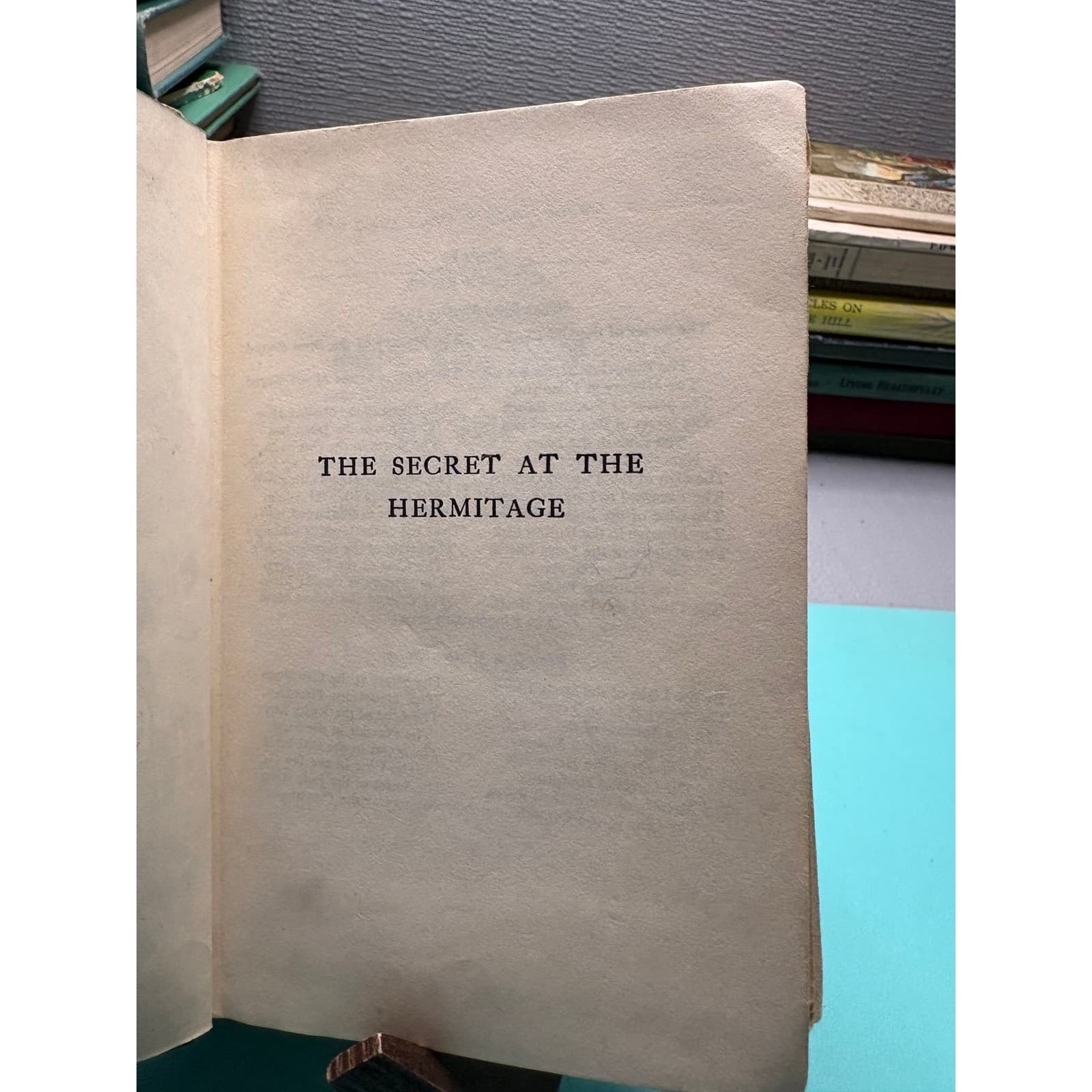 1936 The Secret at the Hermitage Dana Girls Mystery Carolyn Keene Hardcover - Thumbnail 6