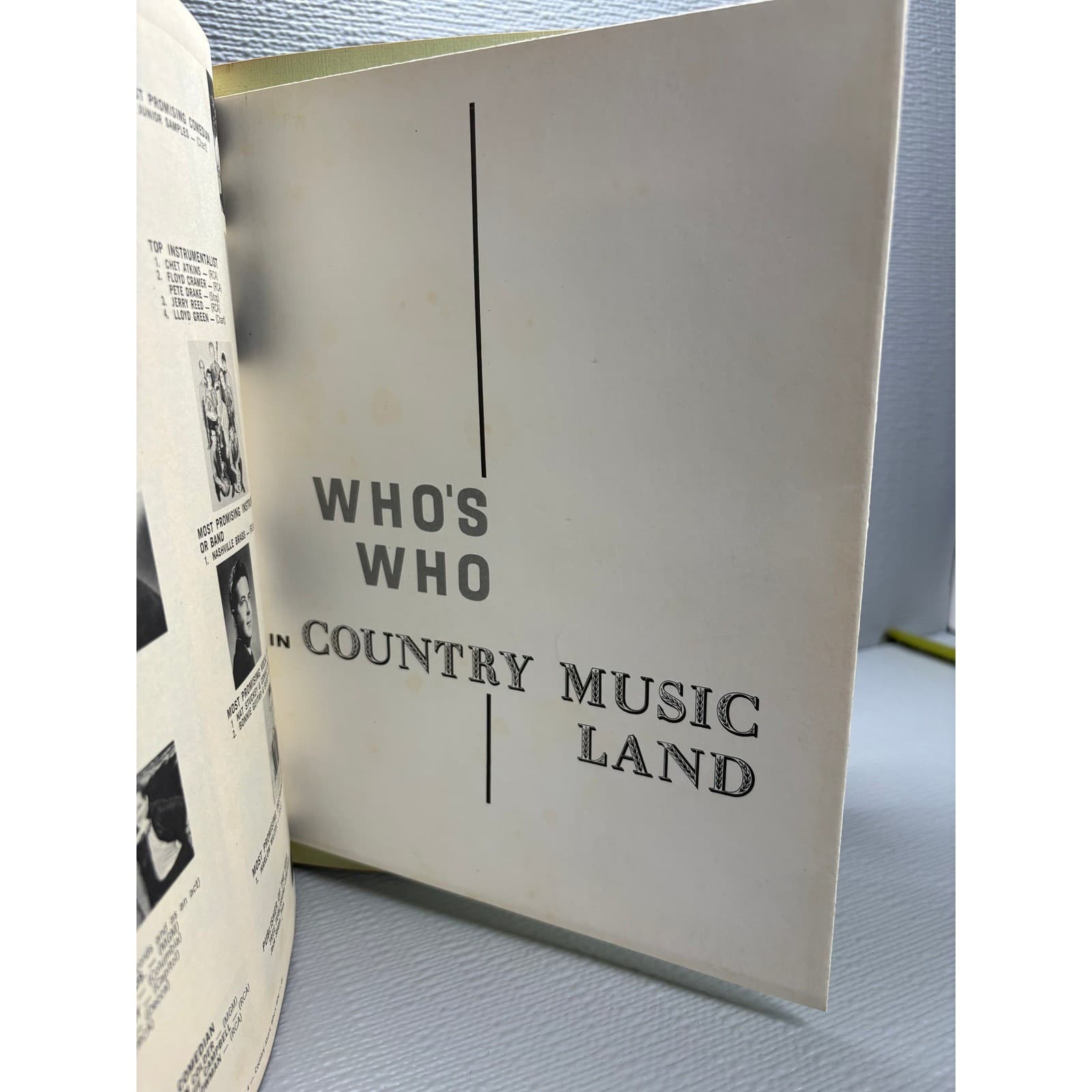 The Country Music Who's Who 1970 Edition Record World Publication Vintage Book - Thumbnail 11