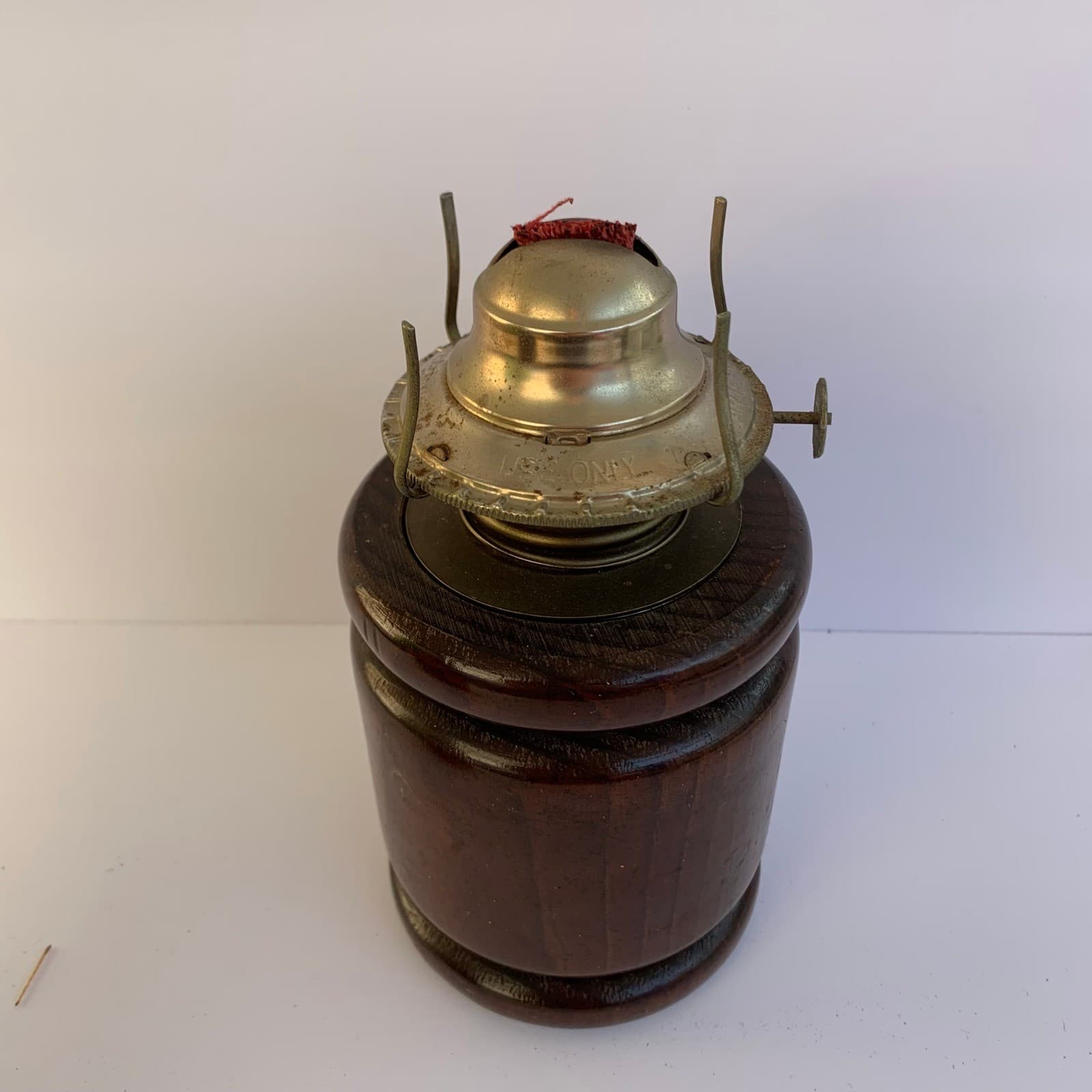 Vintage Wood Base Oil Lamp with Clear Glass Hurricane Chimney Rustic Farmhouse - Thumbnail 3