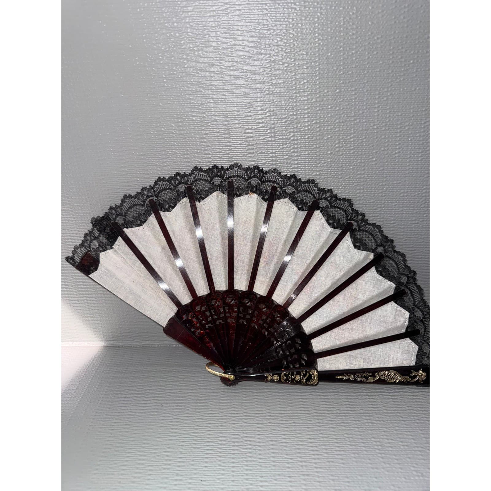 Vintage Victorian Style Folding Hand Fan Black Lace Faux Tortoiseshell Gold Trim - Thumbnail 3