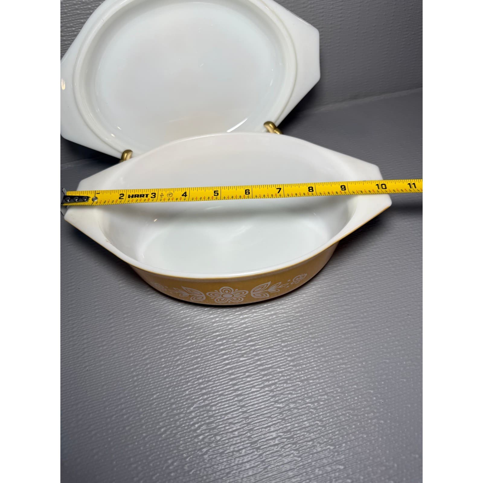 Vintage Pyrex Butterfly Gold 043 Oval Casserole Dish with Lid 1.5 Quart Yellow - Thumbnail 4