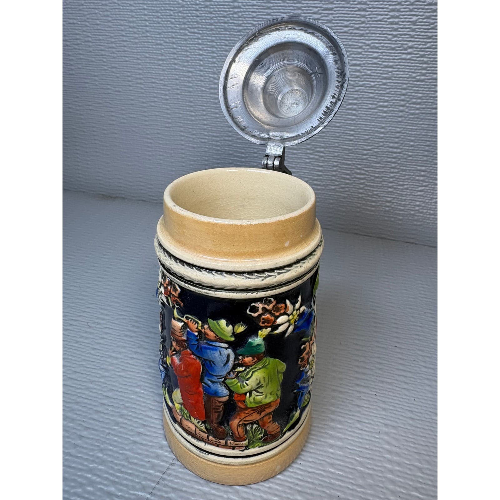 Vintage German Style Ceramic Beer Stein with Hinged Pewter Lid 6 Inch Relief - Thumbnail 6