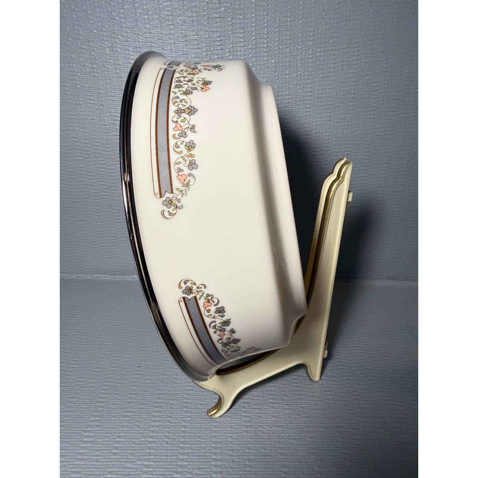Lenox Lace Point Round Vegetable Bowl Platinum Trim Floral Fine China USA 9in - Thumbnail 2