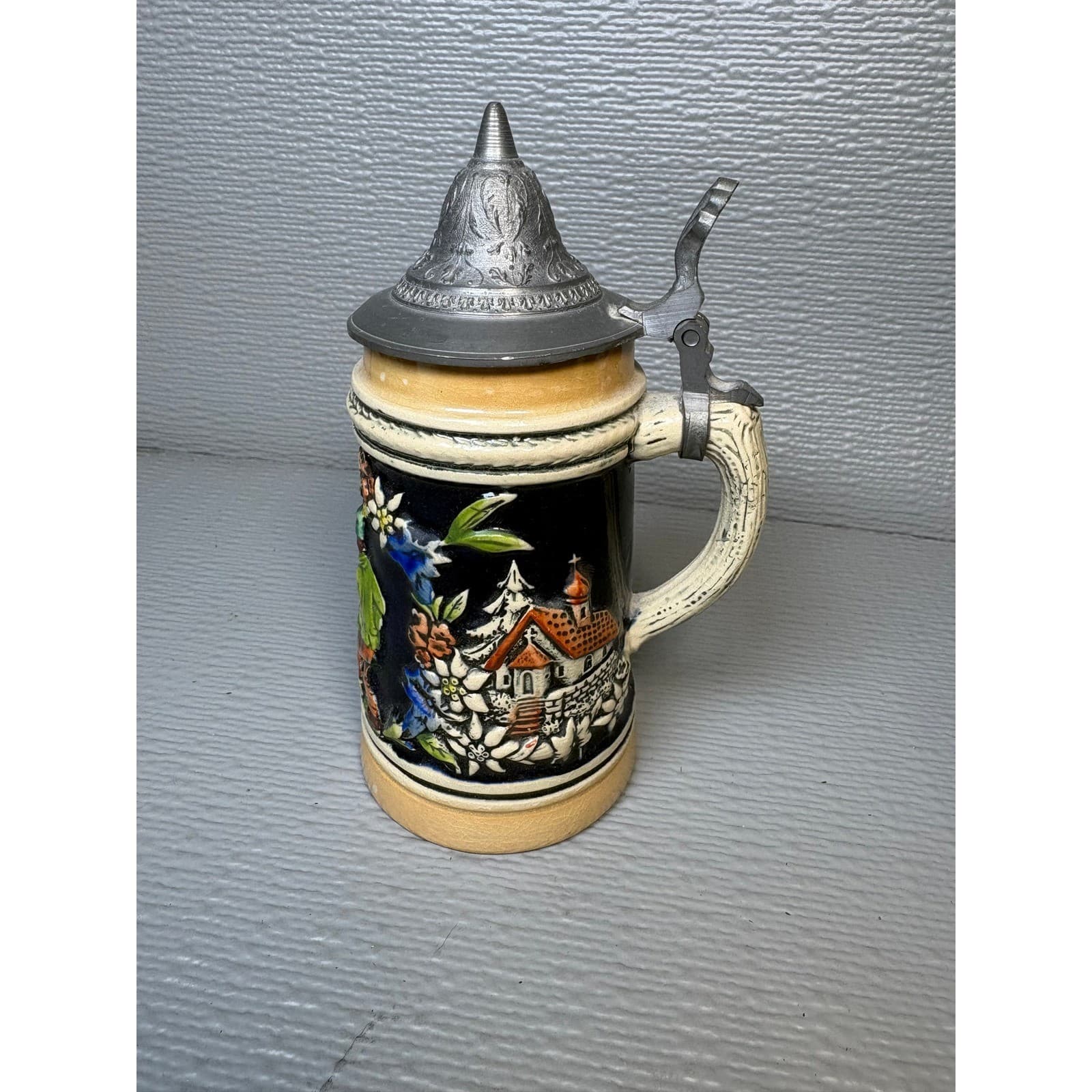 Vintage German Style Ceramic Beer Stein with Hinged Pewter Lid 6 Inch Relief - Thumbnail 2