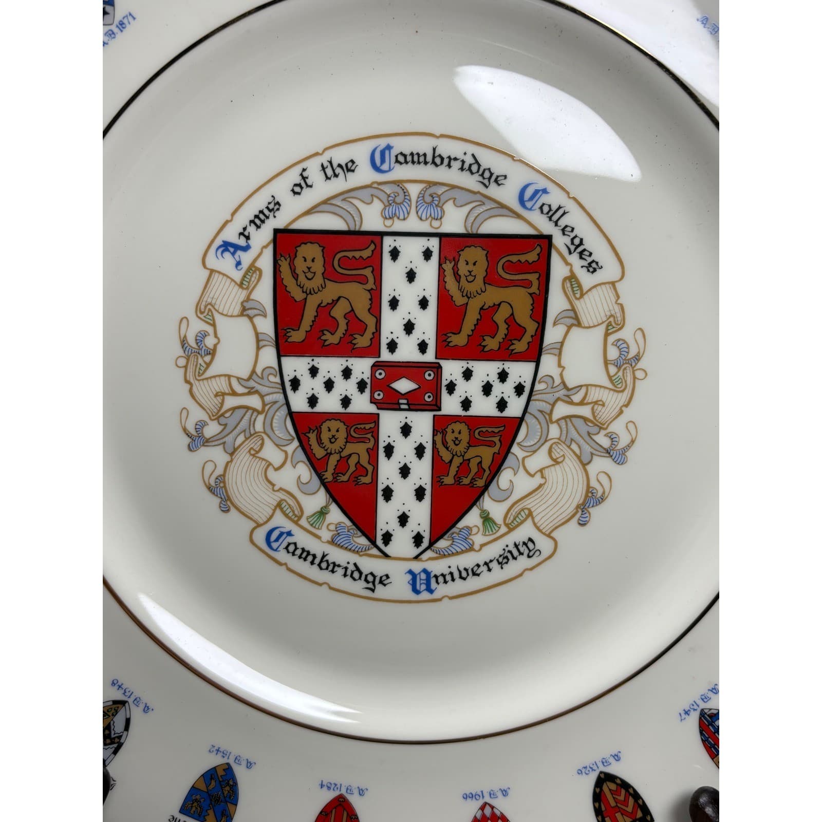 Etcetera English Fine China Arms of the Cambridge Colleges University Plate - Thumbnail 2