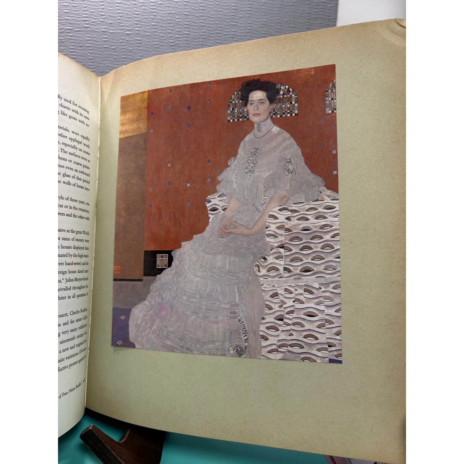 1964 Mirror of Fashion Margarete Braun-Ronsdorf McGraw-Hill Costume History Book - Thumbnail 8