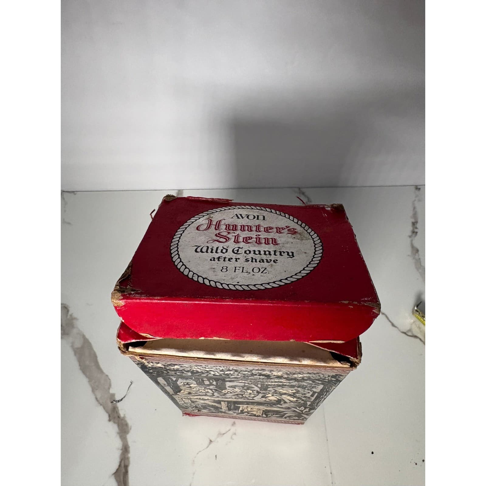 Vintage Avon Hunters Stein Wild Country After Shave 8 oz Decanter with Box - Thumbnail 2