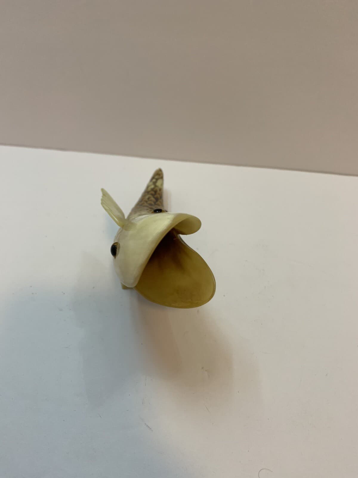 Vintage Bovine Horn Open Mouth Decorative Fish Sculpture - Thumbnail 2