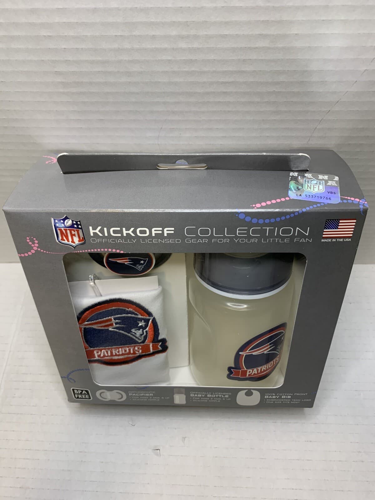 NFL New England Patriots Kickoff Collection, Baby Bib, Bottle and Pacifier - Thumbnail 4