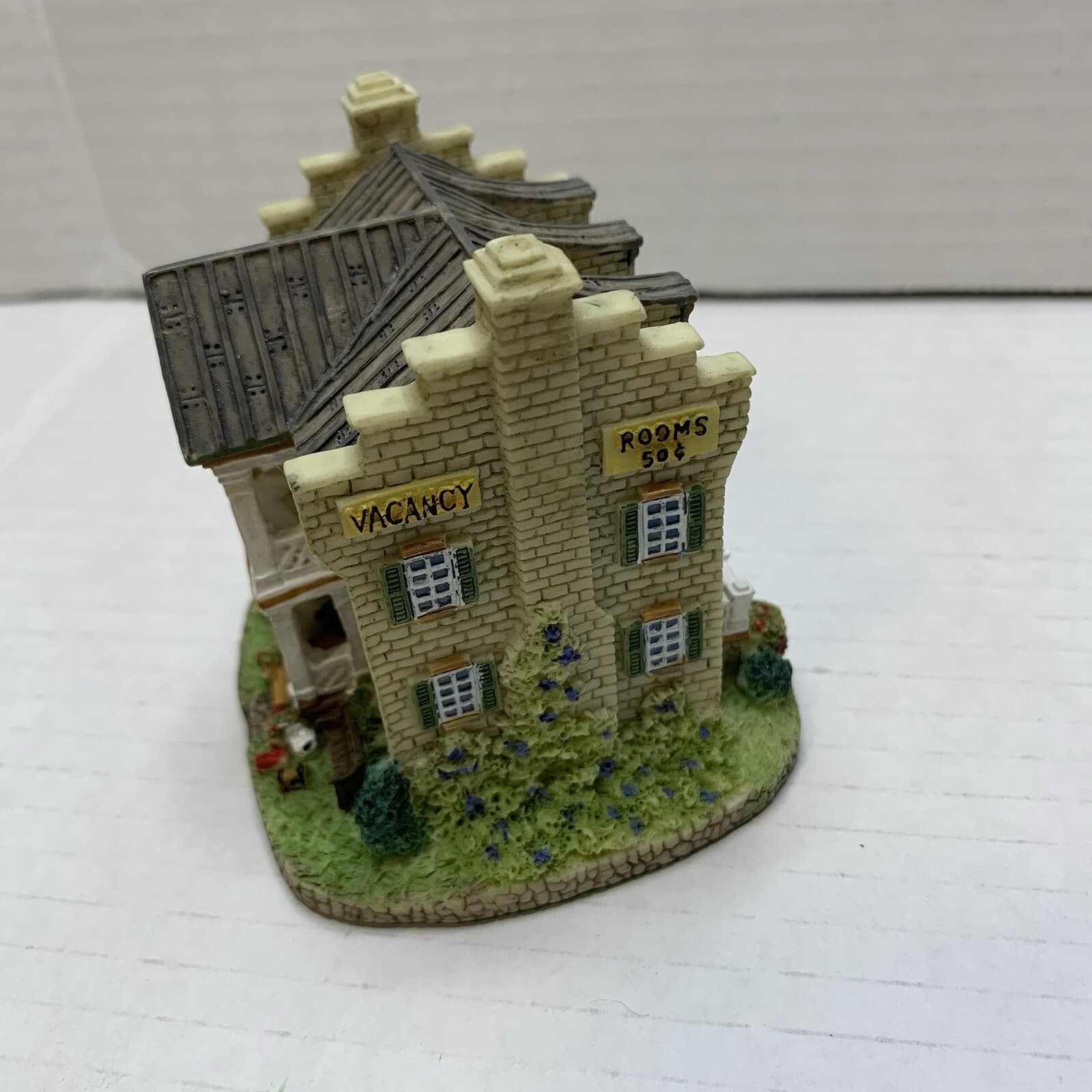 VTG Liberty Falls “The Sinclair Hotel” The Americana Collection 1999 AH179 - Thumbnail 4