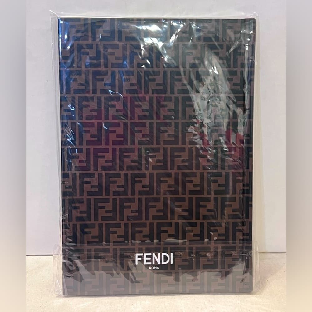 FENDI Love Journal FF Notebook Book Keepsake Notes Letters Jot down ideas - Thumbnail 2