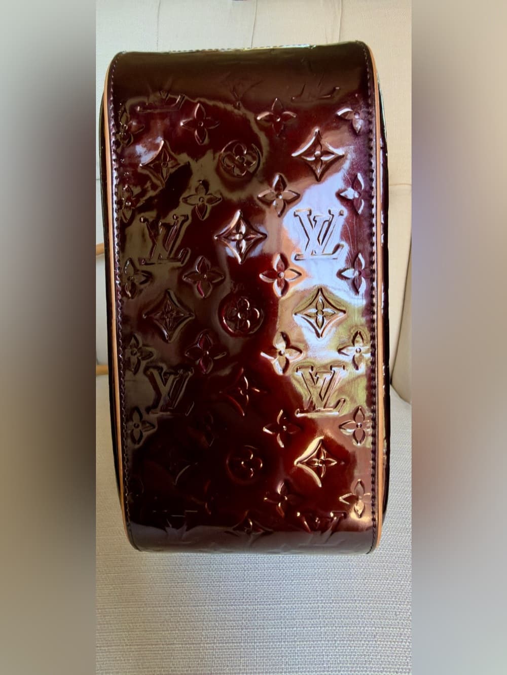 Louis Vuitton Summit Drive in Amarante Vernis Patent Leather Monogram Tote Bag - Thumbnail 9