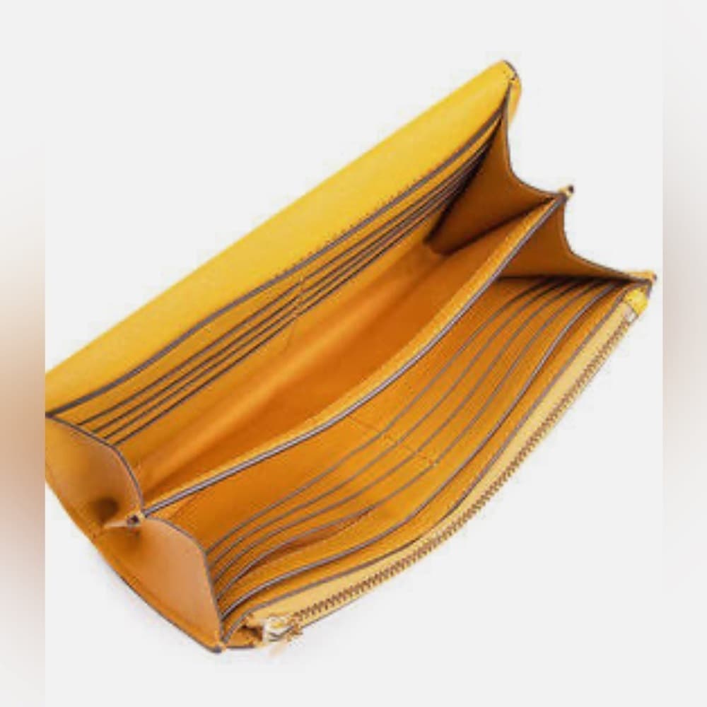 NEW TORY BURCH ROBINSON LEATHER WALLET ON CHAIN CROSSBODY Gold Hardware - Thumbnail 6