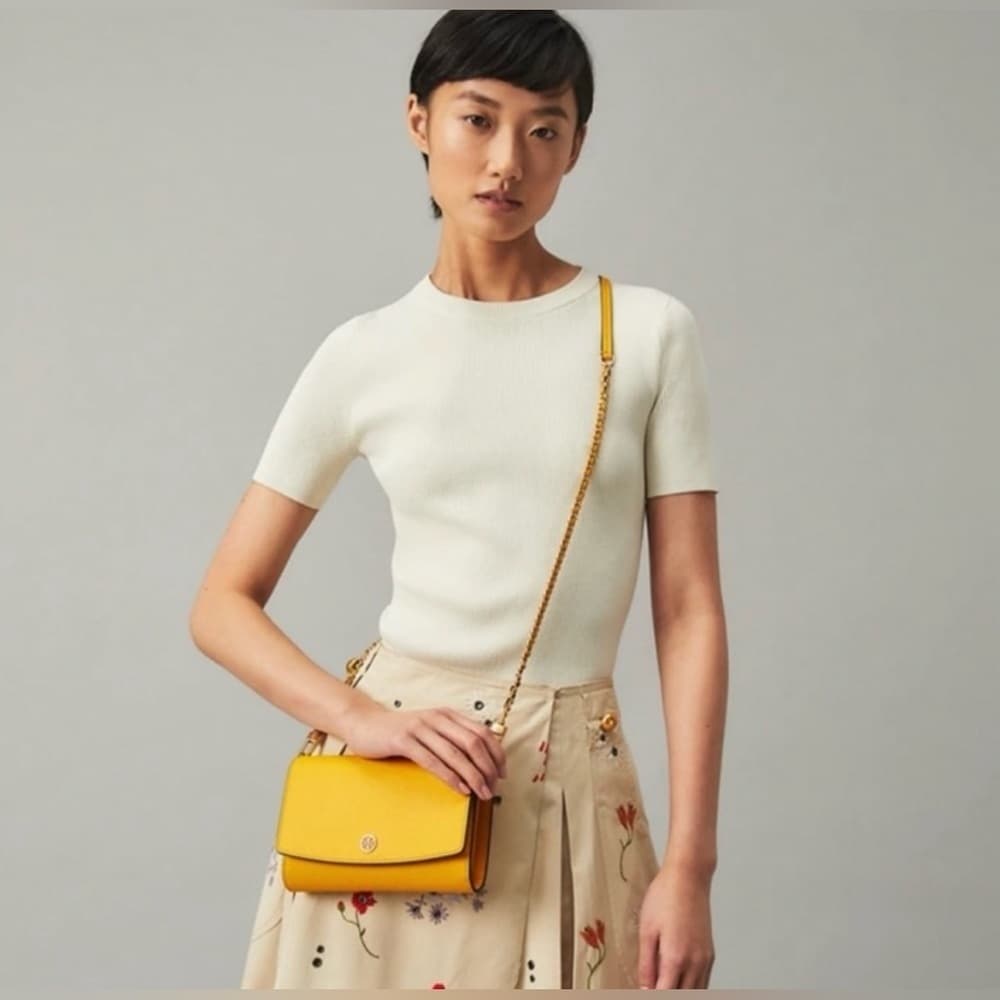 NEW TORY BURCH ROBINSON LEATHER WALLET ON CHAIN CROSSBODY Gold Hardware - Thumbnail 4