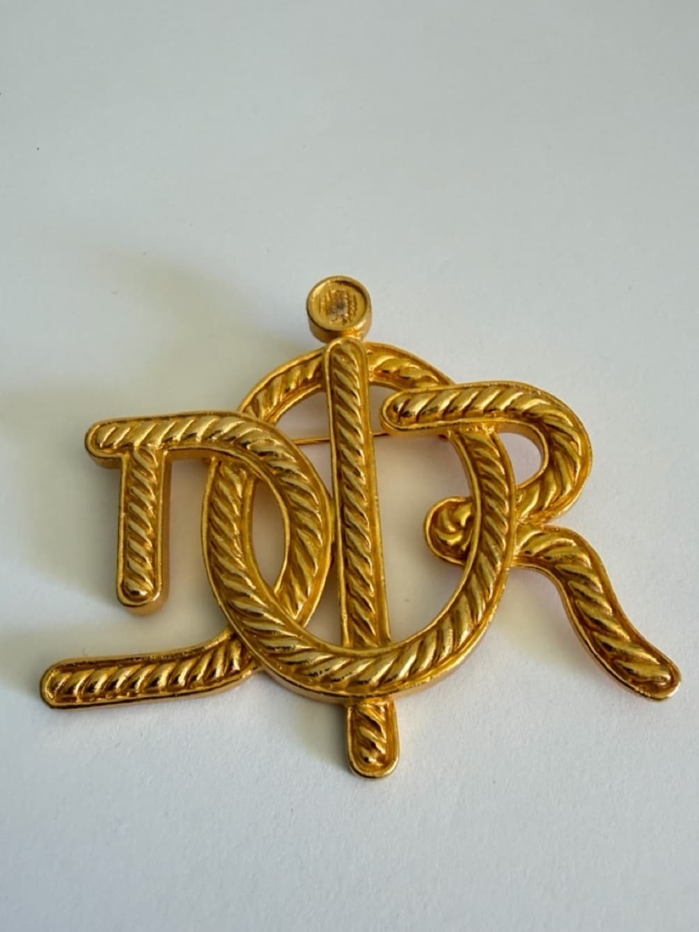 DIOR Oversized Woven Rope Design CD Logo Gold Plated 1980’s Pin Brooch Vintage - Thumbnail 10