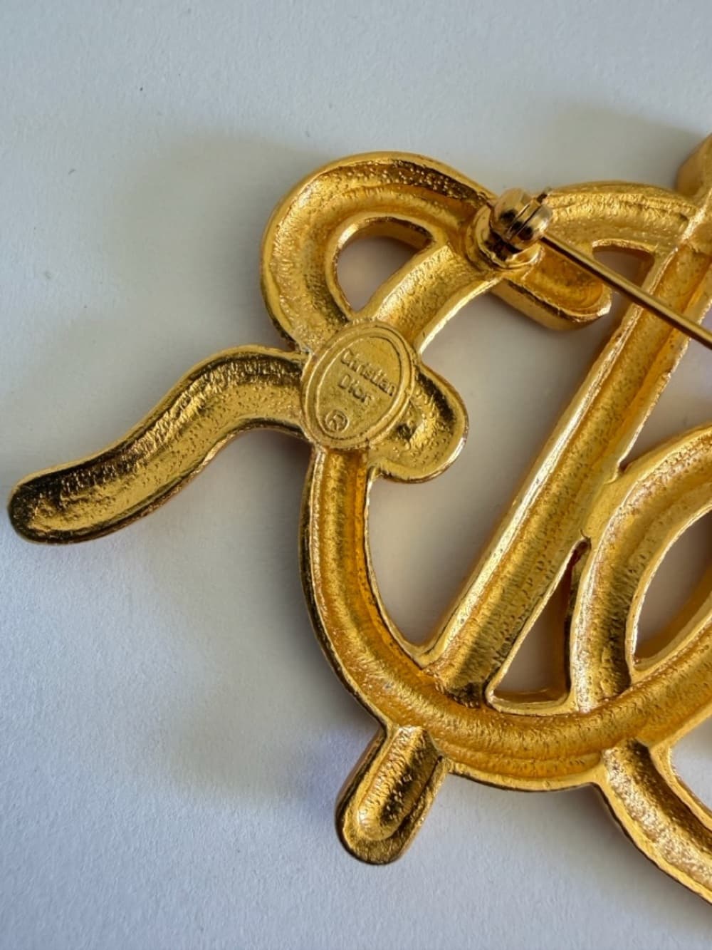 DIOR Oversized Woven Rope Design CD Logo Gold Plated 1980’s Pin Brooch Vintage - Thumbnail 7