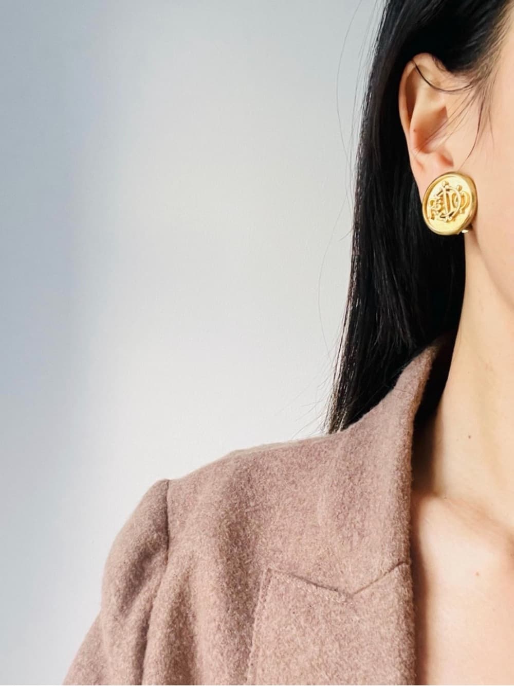 Christian Dior Vintage 1980’s Logo Gold Clip Coin Earrings 1.25” Round Statement - Thumbnail 12