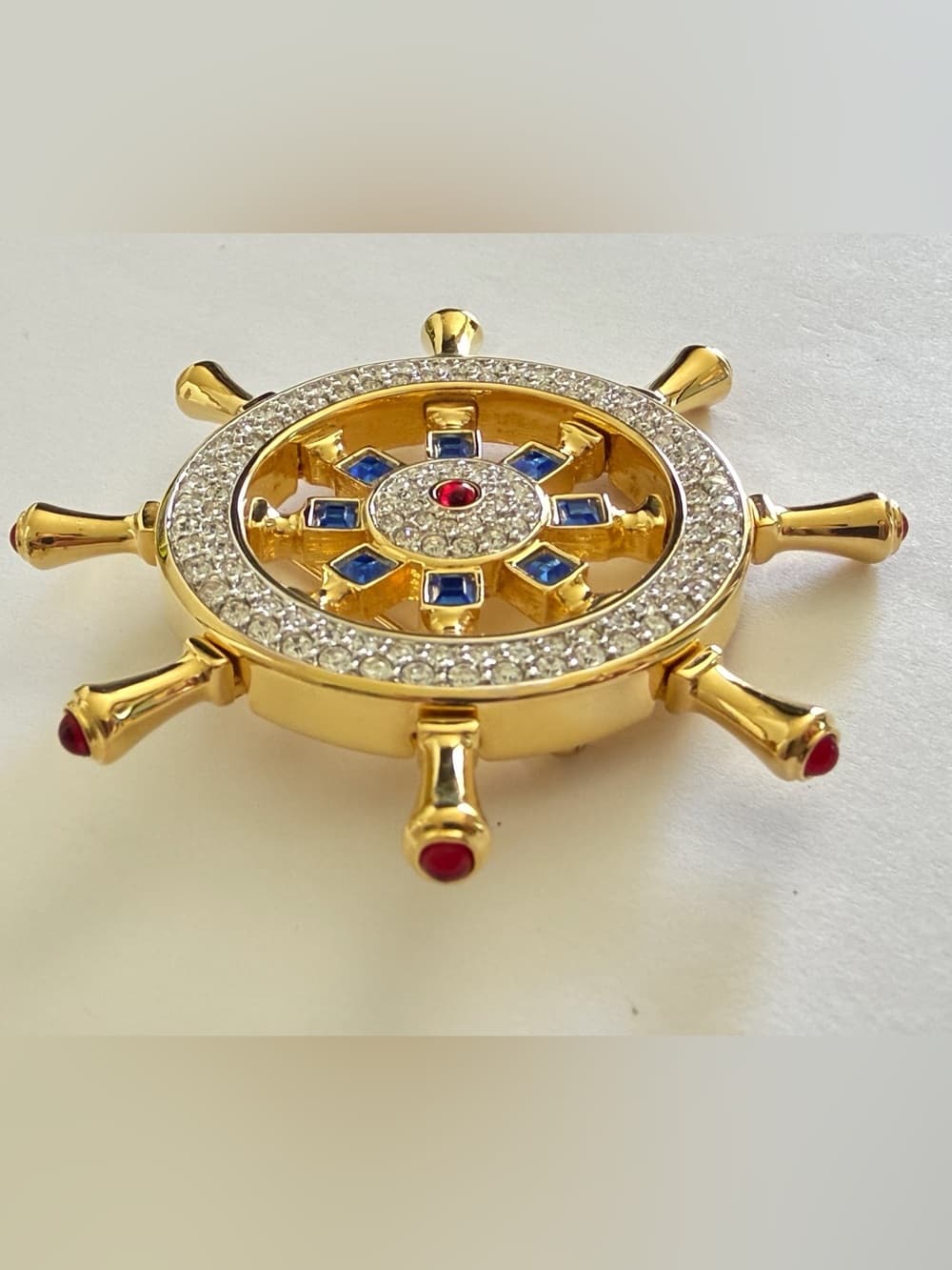 SWAROVSKI Nautical Ship Wheel Brooch Gemstone Crystal Blue Red Gold Pin Cruise - Thumbnail 3