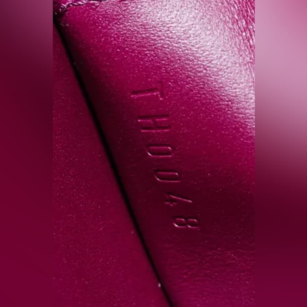 Louis Vuitton Vernis Porte Monnaie Heart Lock Keychain Charm Chain Clip Wallet - Thumbnail 12