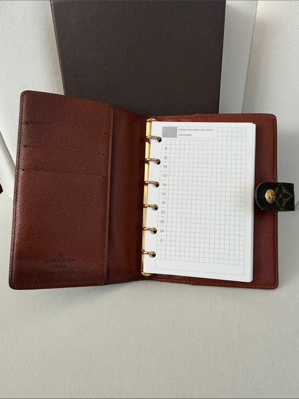 Louis Vuitton Monogram PM Agenda Cover Planner Organizer Notebook Holder - Thumbnail 8