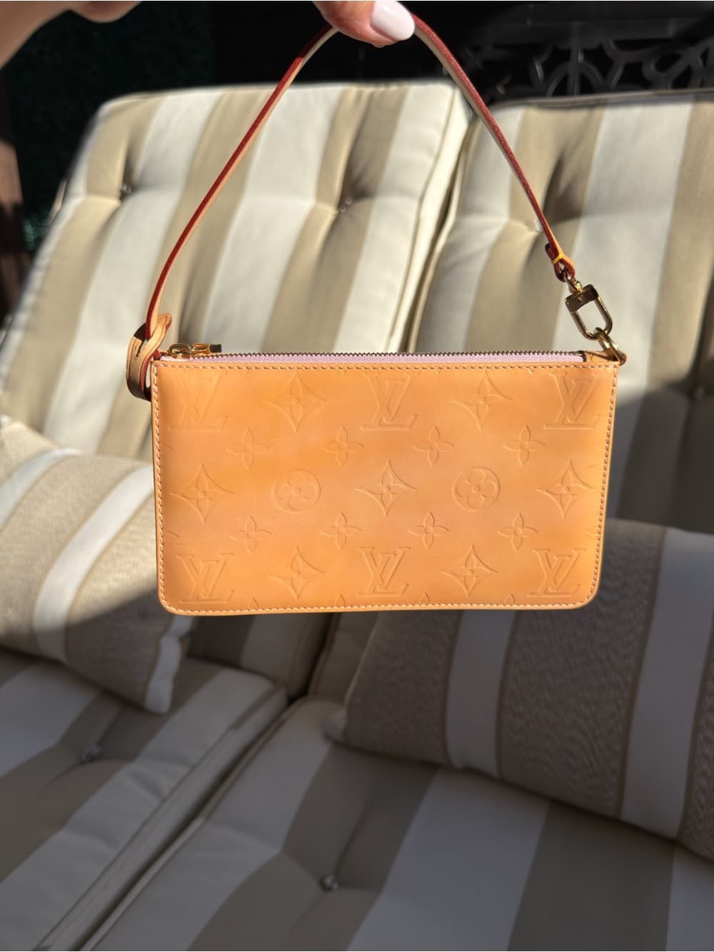 Louis Vuitton Vernis Lexington Pochette Orange Patent Monogram Shoulder Bag - Thumbnail 8