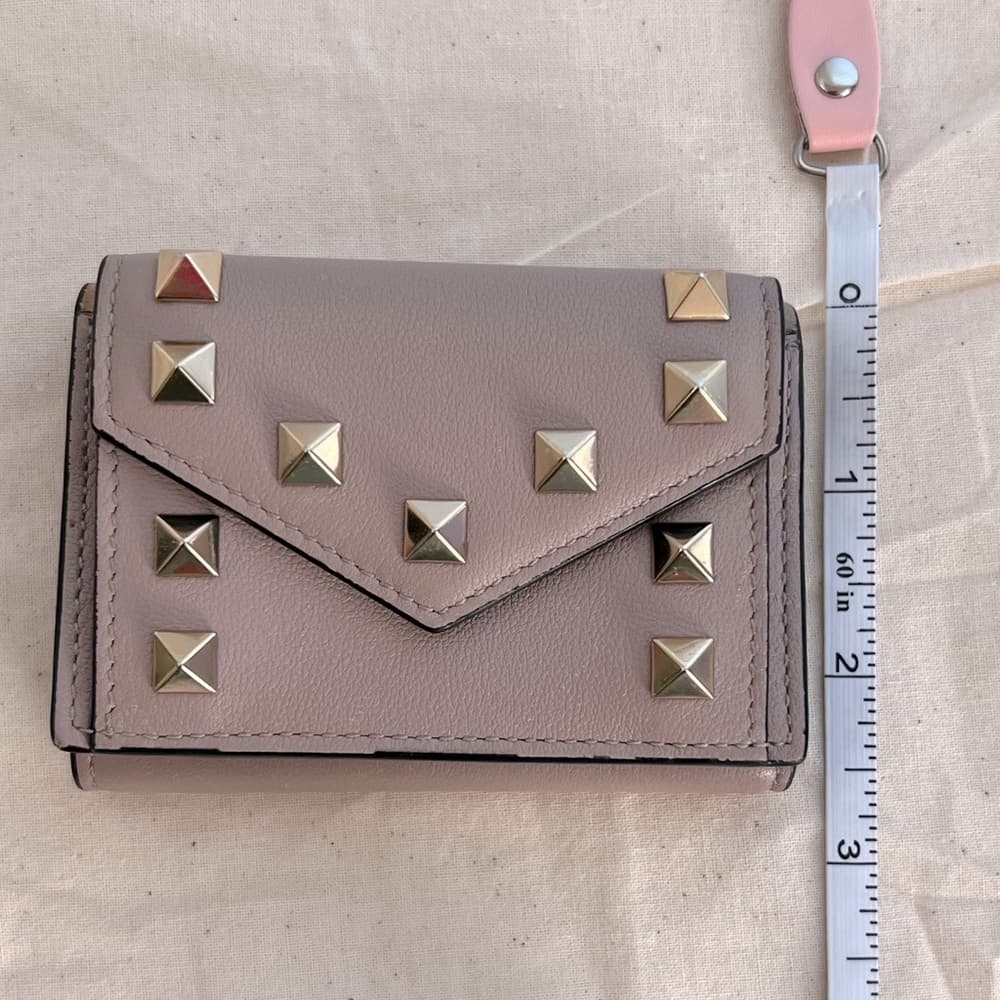 EUC VALENTINO GARAVANI Gold Rockstud Front Flap Mini Trifold Pale Pink Wallet - Thumbnail 6