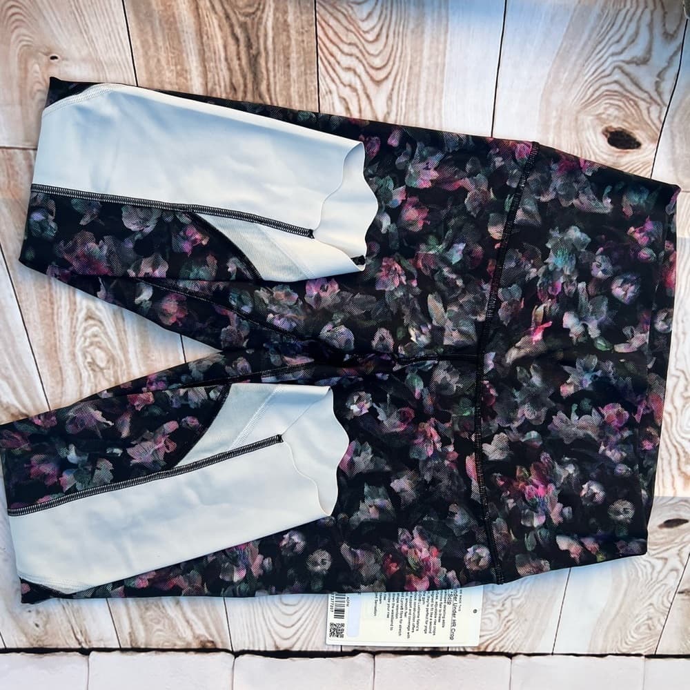 NEW 🎉 LULULEMON Wunder Under High-Rise Tight 25" Activate Multi Floral Size 8 - Thumbnail 4