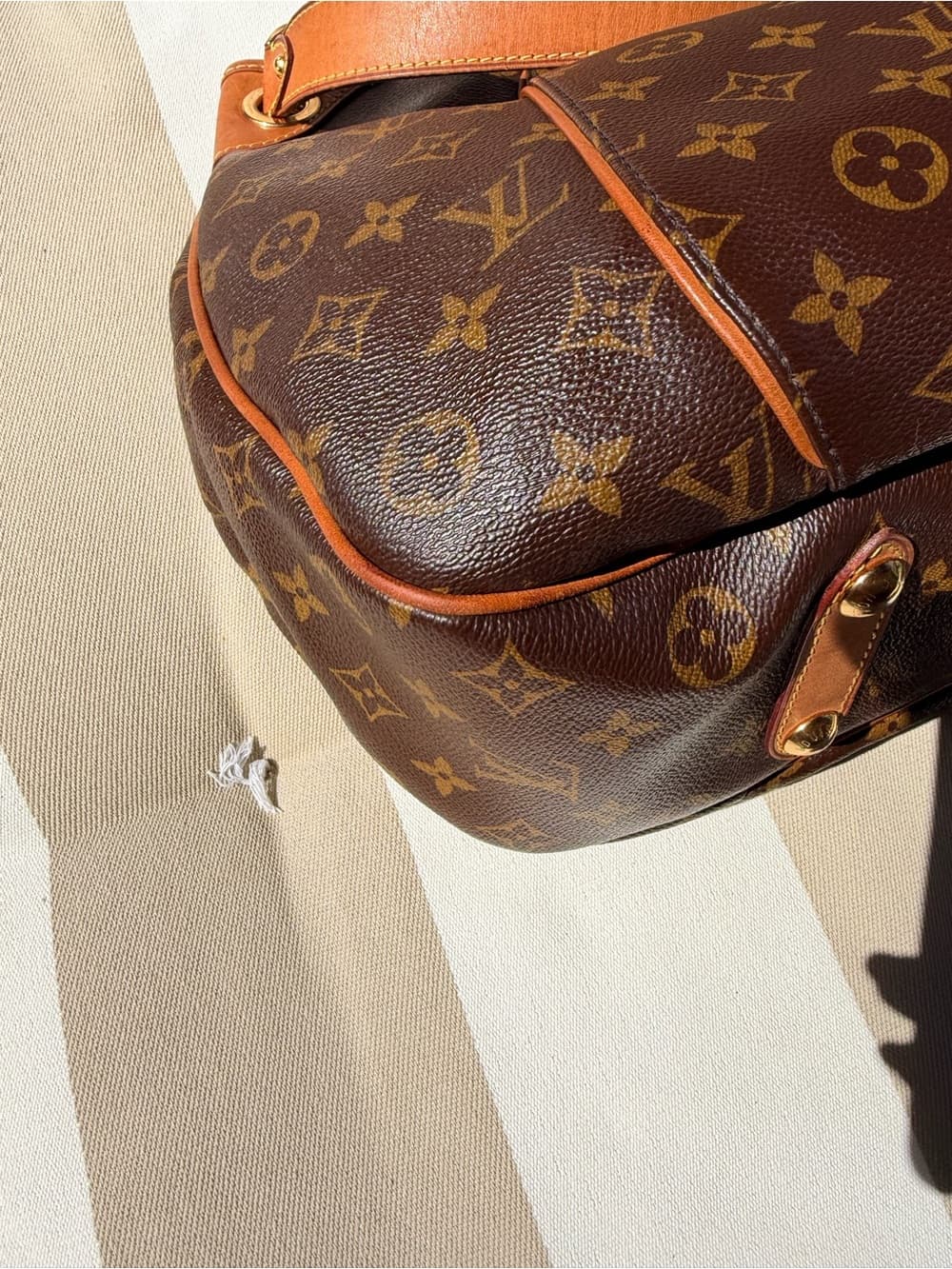 Louis Vuitton Galliera PM Classic Monogram Hobo Shoulder Hand Bag - Thumbnail 11