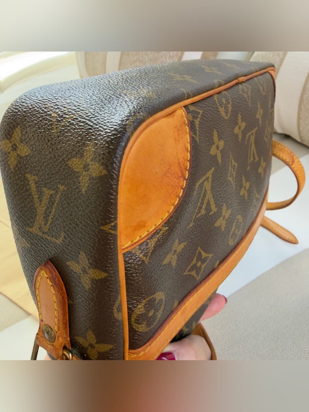 Louis Vuitton Trocadéro 30 Monogram Canvas Crossbody Bag Vintage Dust Bag France - Thumbnail 11