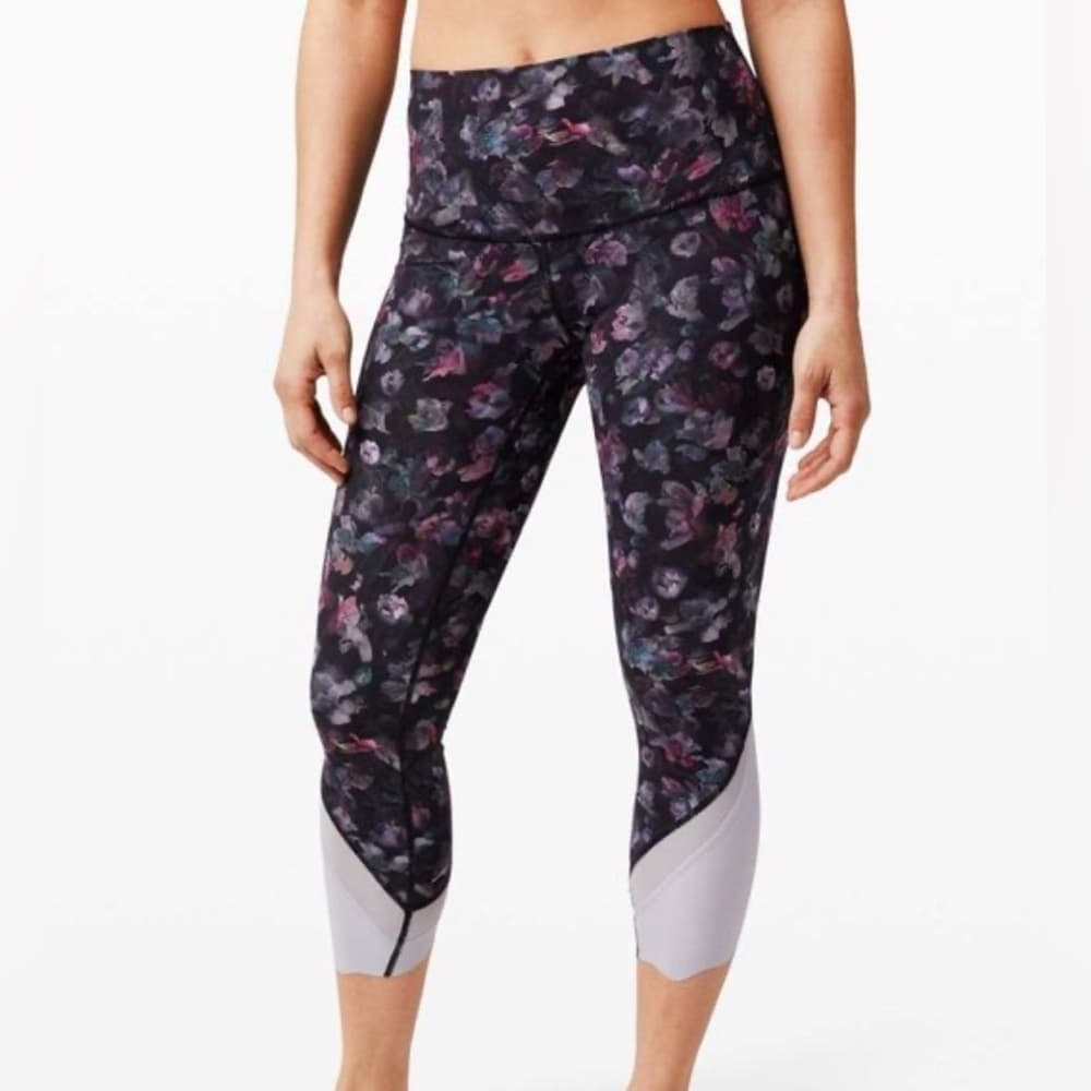 NEW 🎉 LULULEMON Wunder Under High-Rise Tight 25" Activate Multi Floral Size 8 - Thumbnail 3