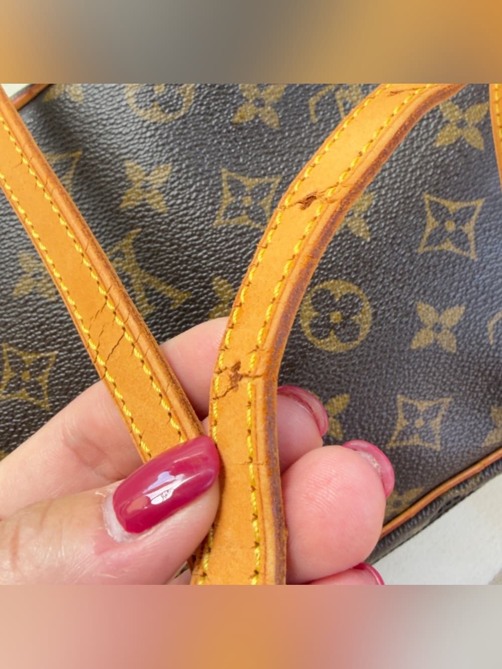 Louis Vuitton Trocadéro 30 Monogram Canvas Crossbody Bag Vintage Dust Bag France - Thumbnail 3