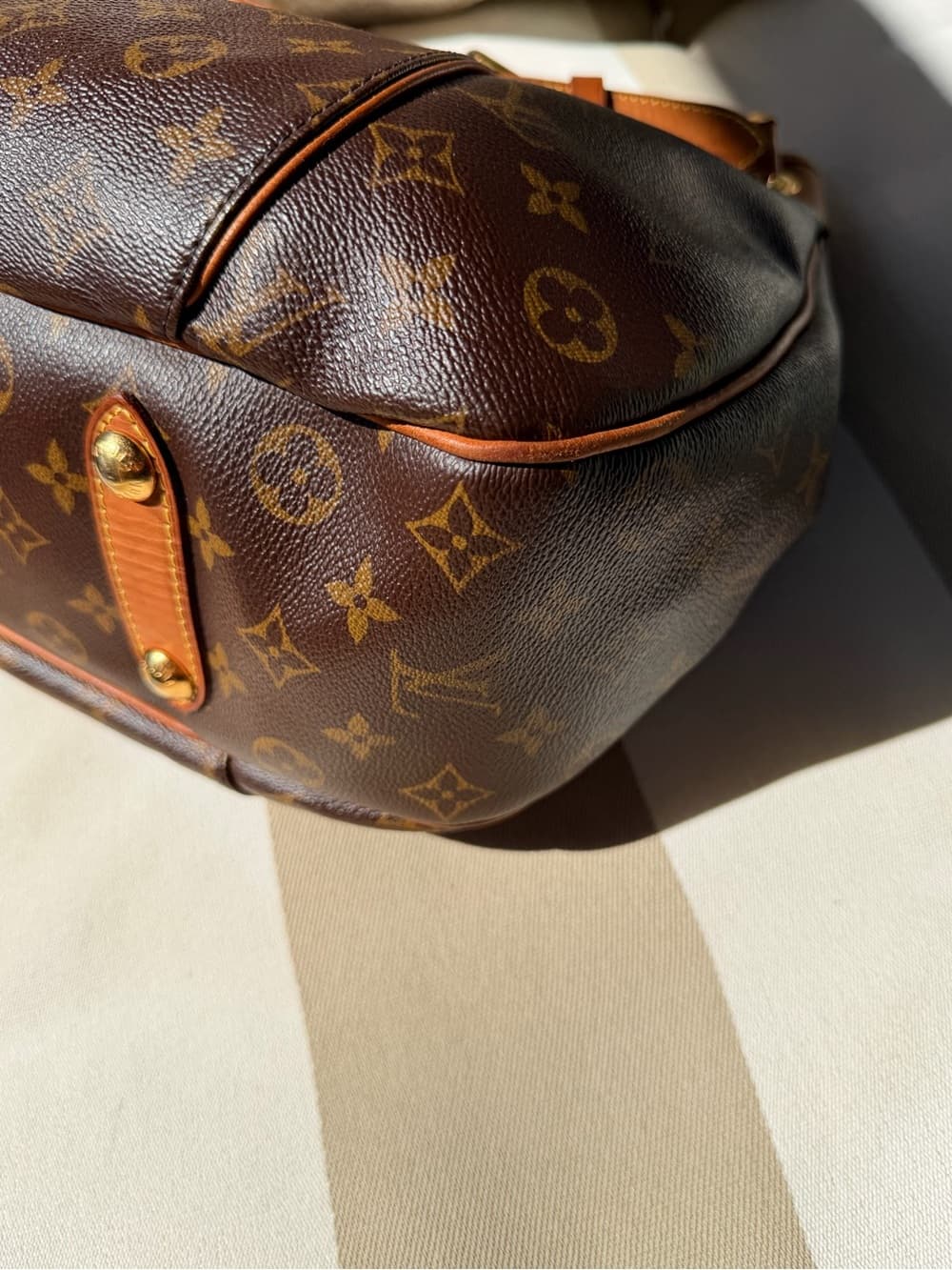 Louis Vuitton Galliera PM Classic Monogram Hobo Shoulder Hand Bag - Thumbnail 9