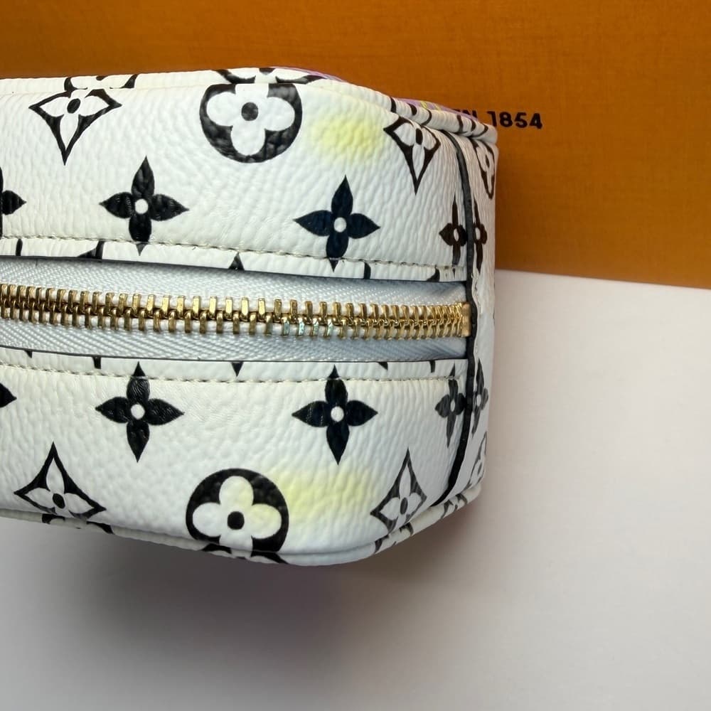LOUIS VUITTON Monogram Giant Portemonnaie Cube Mini Cube Coin Bag Key Charm - Thumbnail 6