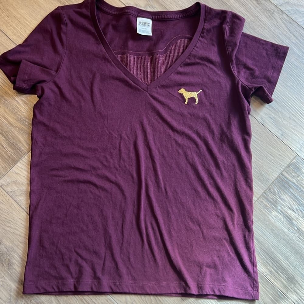 🎉 EUC VS PINK 🌟 BLING Perfect V Neck Shirt SEQUINS DOG Silver Gold Burgundy M - Thumbnail 3