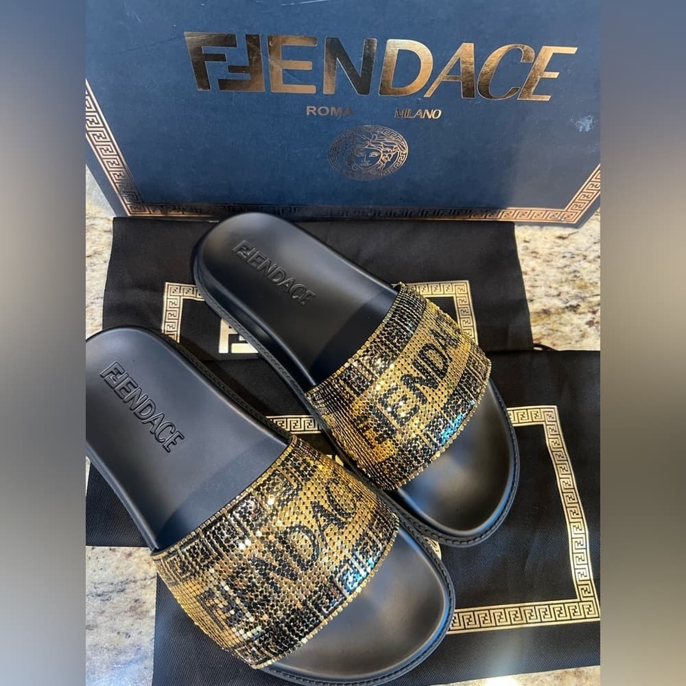 FENDACE Fendi x Versace Collab Gold Metal Mesh Black Pool Slides Rubber EU 40 - Thumbnail 4