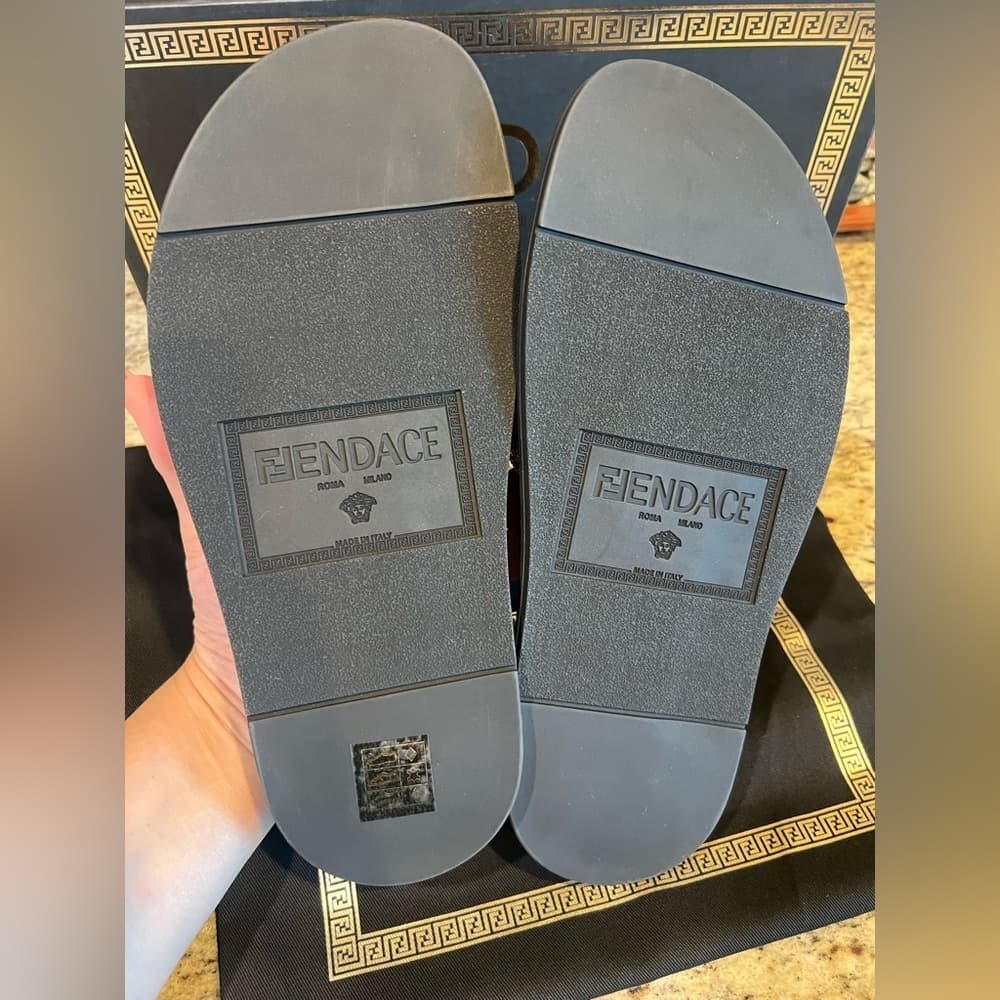 FENDACE Fendi x Versace Collab Gold Metal Mesh Black Pool Slides Rubber EU 40 - Thumbnail 6