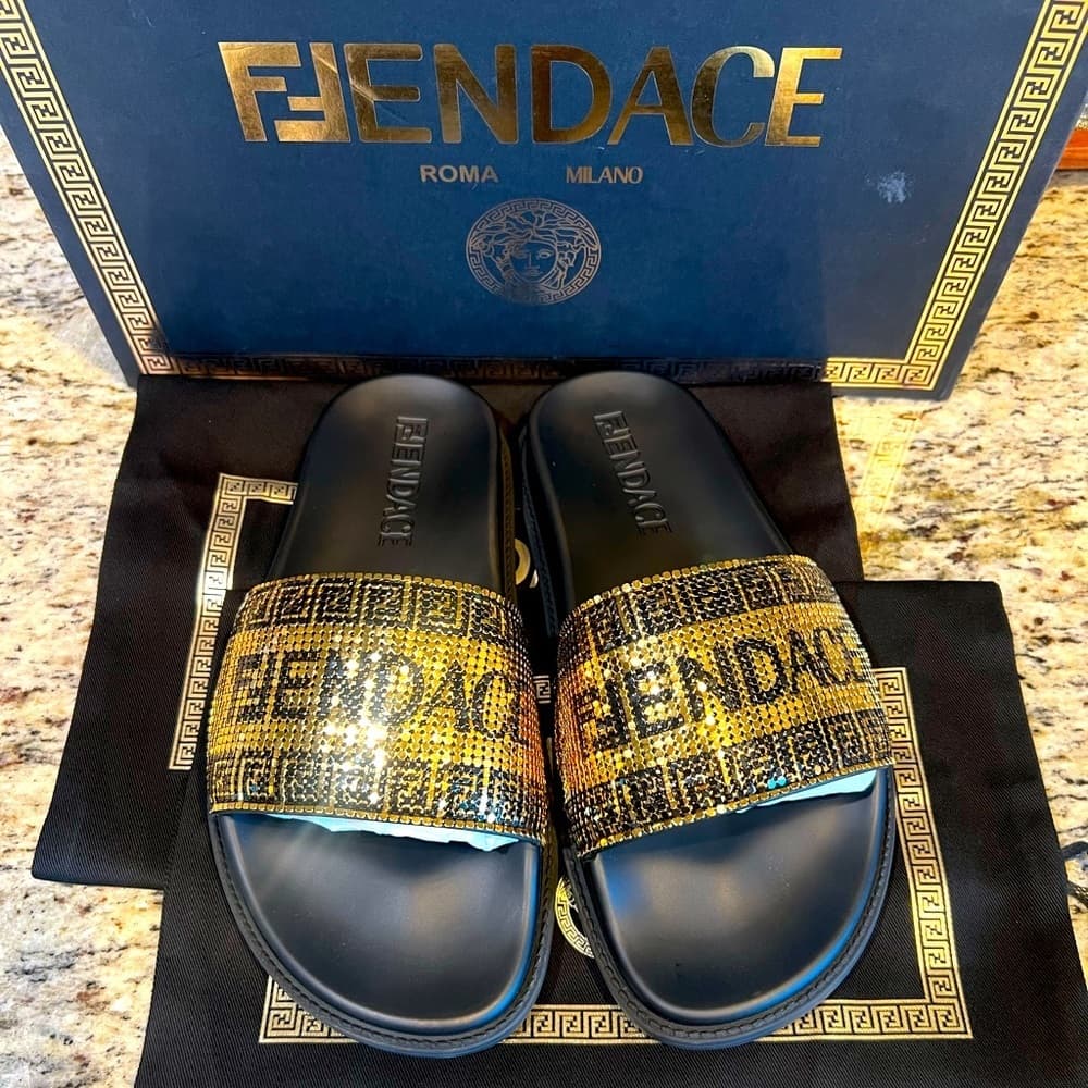FENDACE Fendi x Versace Collab Gold Metal Mesh Black Pool Slides Rubber EU 40 - Thumbnail 3