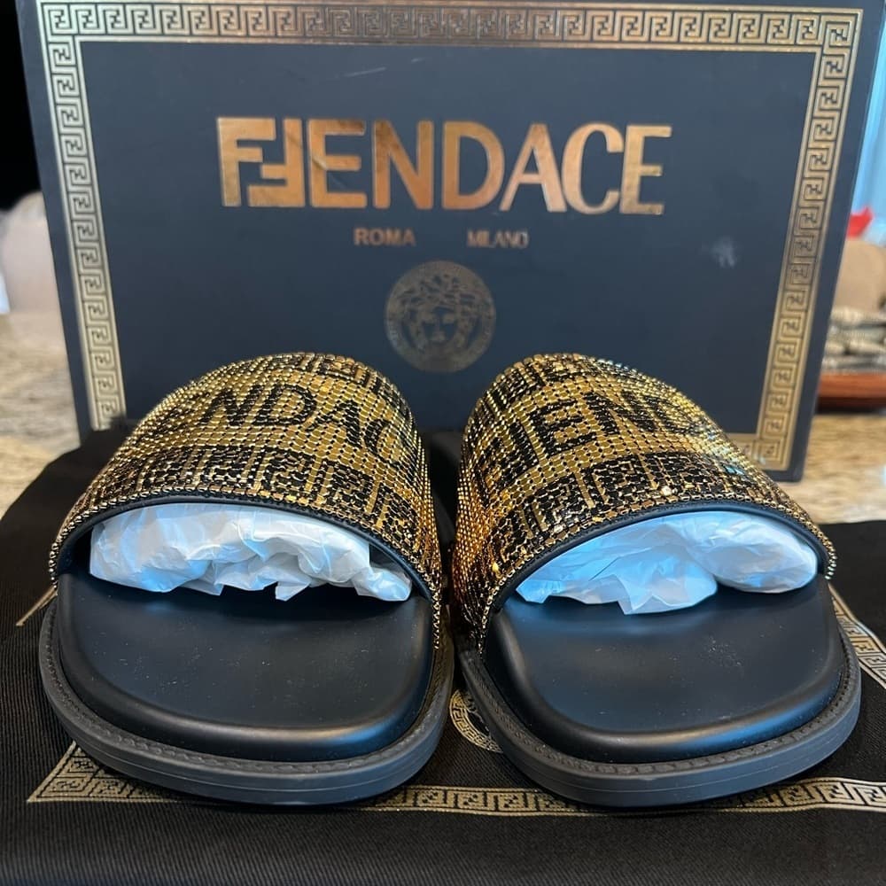FENDACE Fendi x Versace Collab Gold Metal Mesh Black Pool Slides Rubber EU 40 - Thumbnail 9