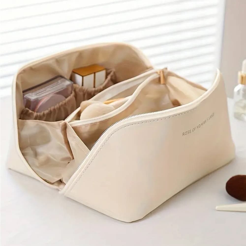 NEW Make Up Travel Toiletries Carry On Personal Bag 3 Separate Compartments - Thumbnail 2