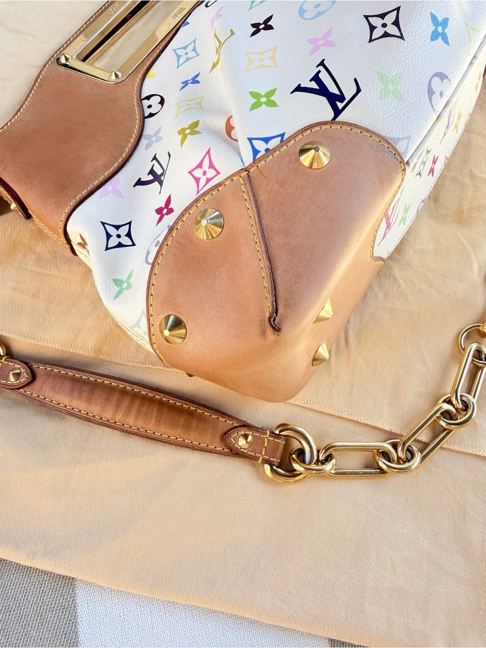 Louis Vuitton Murakami JUDY MM White Multicolor Shoulder Tote Handbag RARE! - Thumbnail 6