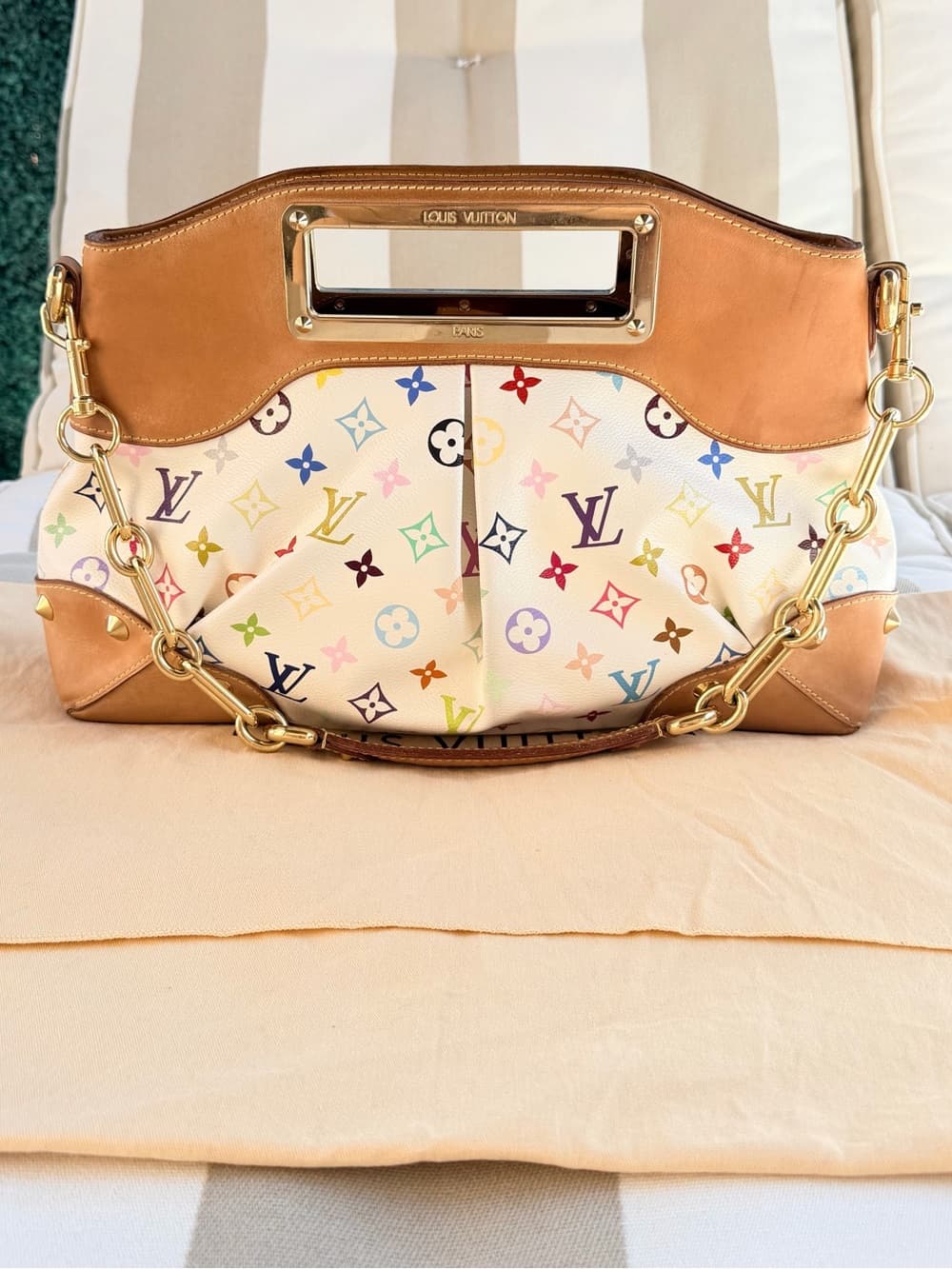 Louis Vuitton Murakami JUDY MM White Multicolor Shoulder Tote Handbag RARE! - Thumbnail 10