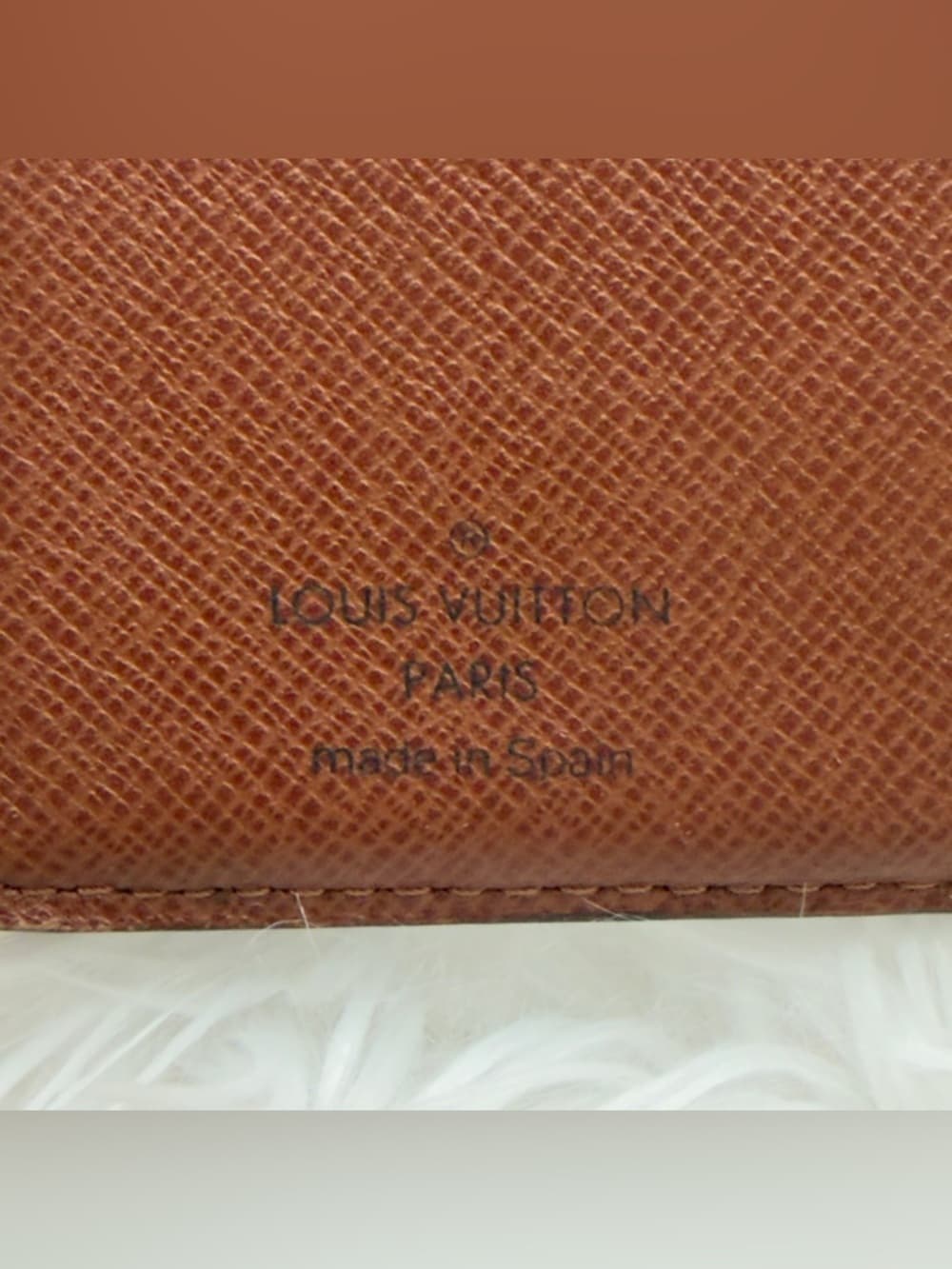 Louis Vuitton Monogram Kiss Lock Wallet Vintage Weak Snap Edge Shows Wear - Thumbnail 14