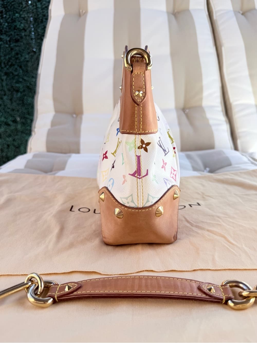 Louis Vuitton Murakami JUDY MM White Multicolor Shoulder Tote Handbag RARE! - Thumbnail 7
