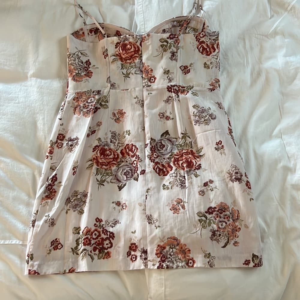 Brock Collection H&M linen floral dress size Large A Blogger favorite - Thumbnail 5
